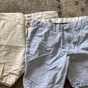 Old Navy men Shorts: 2 pair